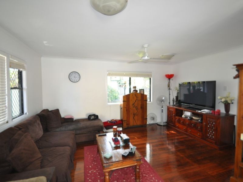 12 Lindley Street, Woodridge QLD 4114