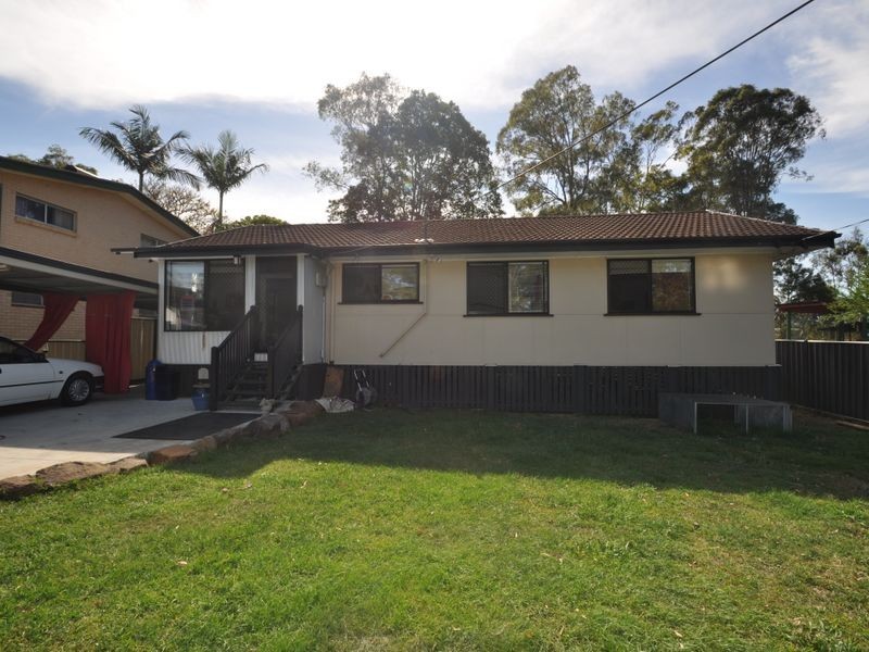 12 Lindley Street, Woodridge QLD 4114