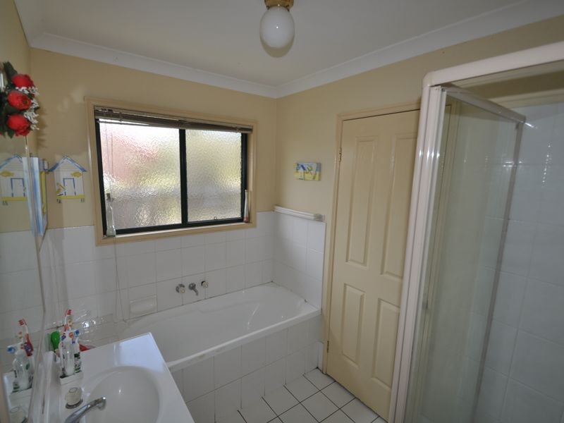 22 Paddies Crescent, Crestmead QLD 4132