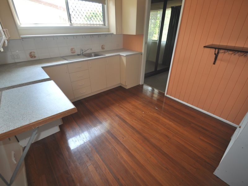 4 Stubbs Road, Woodridge QLD 4114