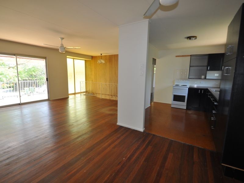 3 Sithney Street, Kingston QLD 4114