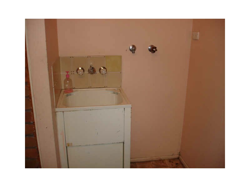 11/33 Clare Road, Kingston QLD 4114