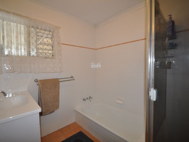 2 Plain Street, Slacks Creek QLD 4127