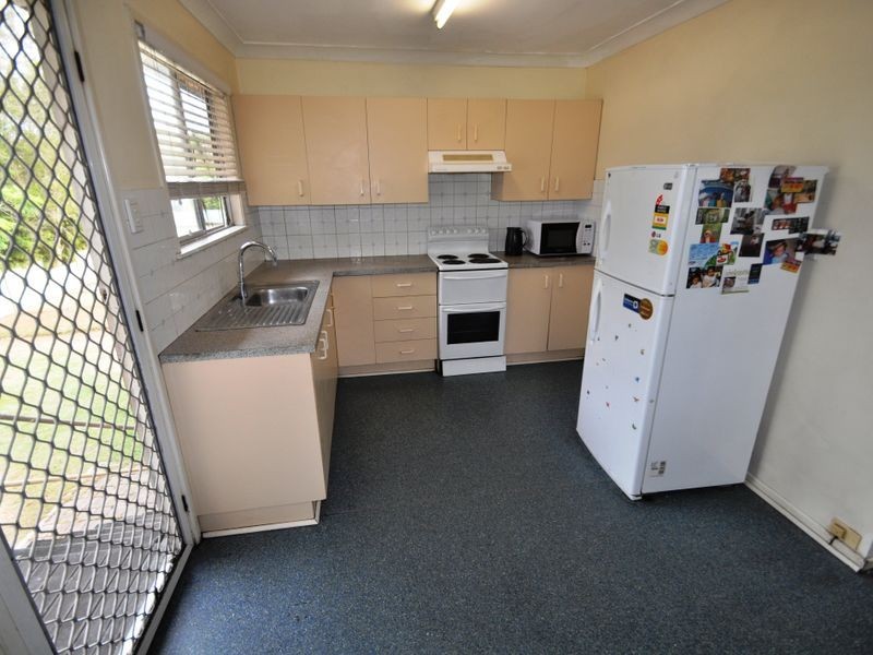 123 North Road, Woodridge QLD 4114