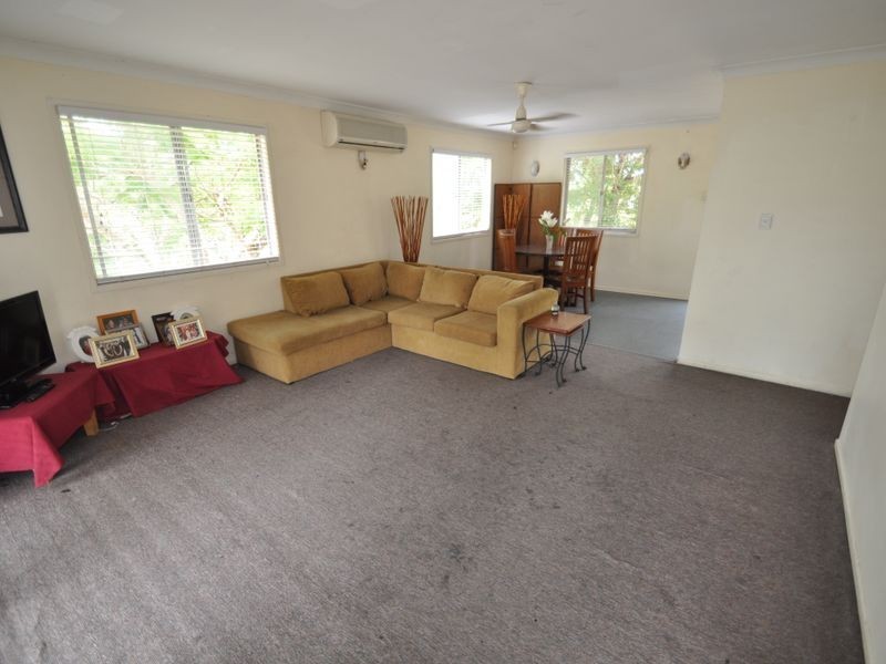 123 North Road, Woodridge QLD 4114