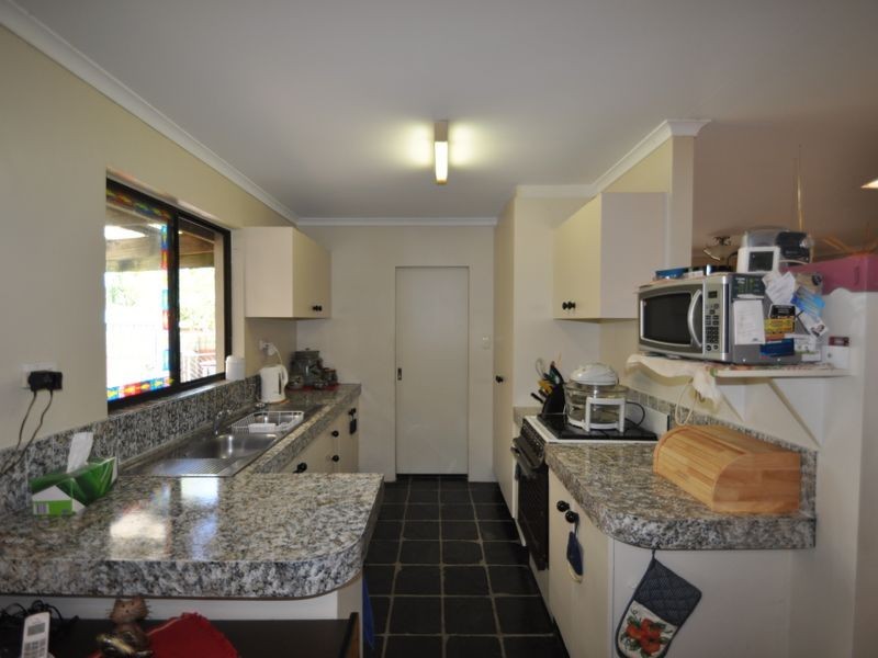 9 Moonah Court, Crestmead QLD 4132