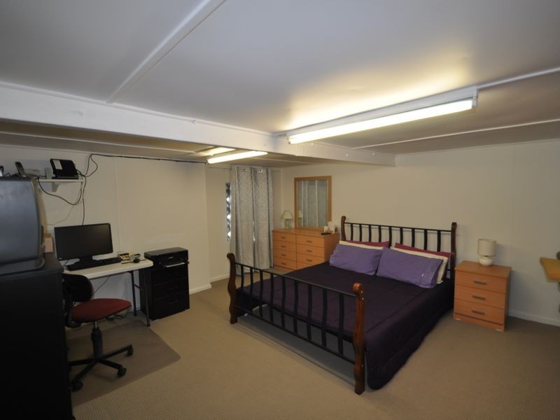 10 Mary Street, Kingston QLD 4114
