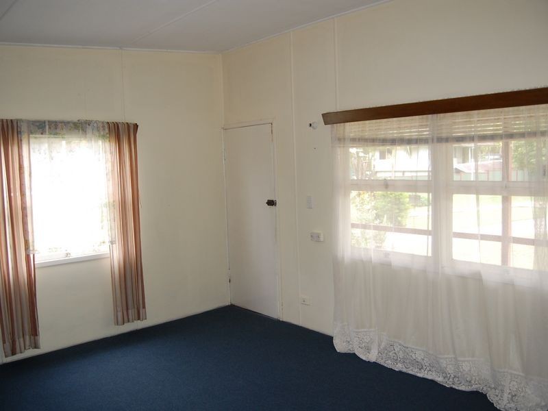 48 Thomson Avenue, Woodridge QLD 4114