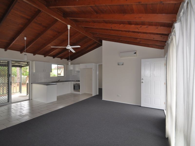13 Trulson Drive, Crestmead QLD 4132
