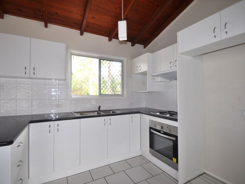 13 Trulson Drive, Crestmead QLD 4132