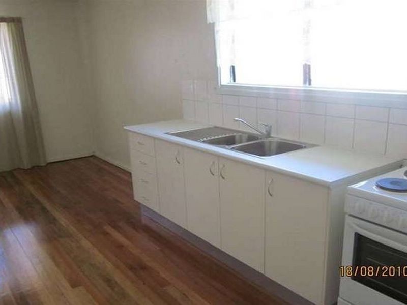 11 Kolonga Street, Woodridge QLD 4114