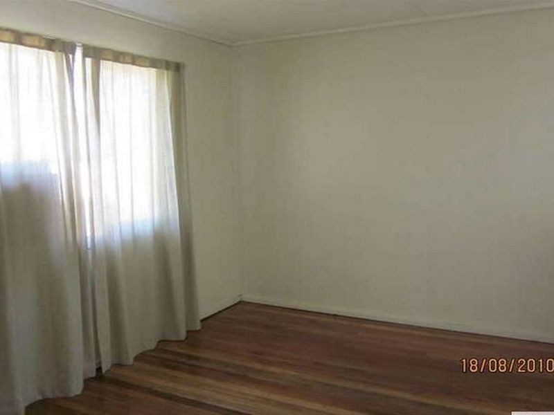 11 Kolonga Street, Woodridge QLD 4114