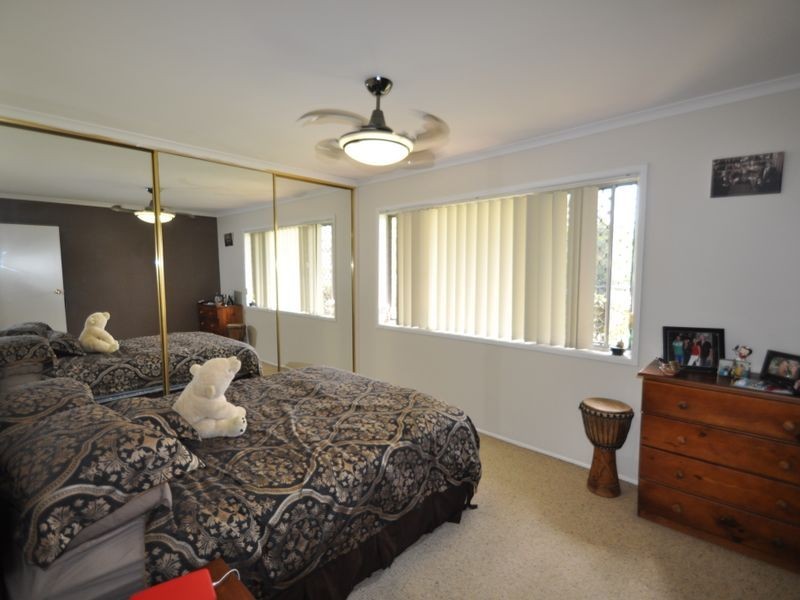 4 First Avenue, Marsden QLD 4132