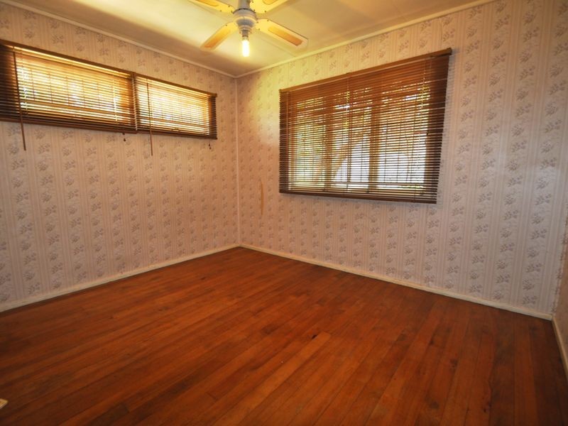 9 Frederick Street, Woodridge QLD 4114