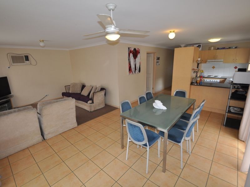 10 Pidgeon Blvd, Crestmead QLD 4132