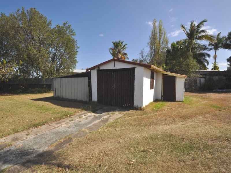 92 Railway Parade, Woodridge QLD 4114
