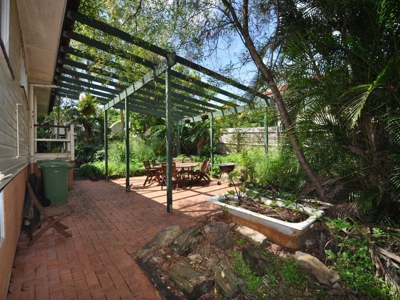 32 Blaxland Street, Woodridge QLD 4114