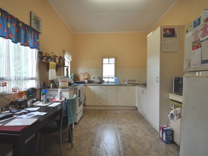 49 Laughlin Street, Kingston QLD 4114