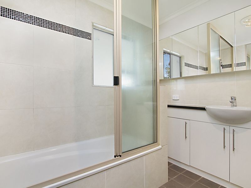 10 Alderbaran Drive, Kingston QLD 4114