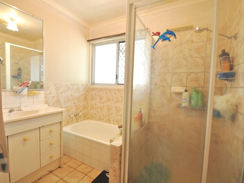 56 Aquarius Drive, Kingston QLD 4114