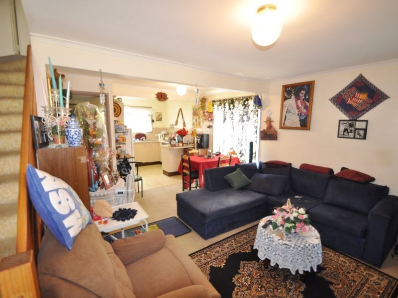 9/34 Defiance Road, Logan Central QLD 4114