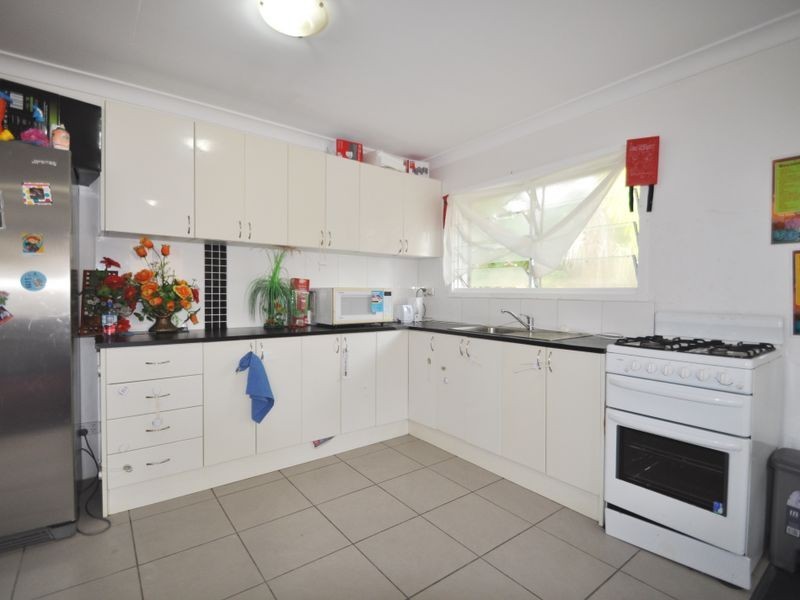 7 Avoca Street, Woodridge QLD 4114