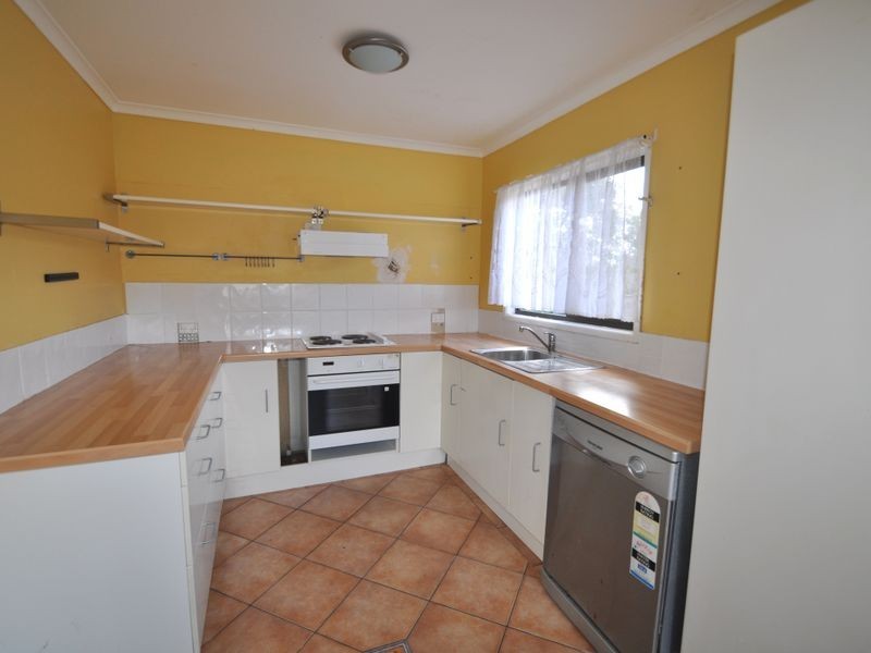 9 Waters Street, Waterford West QLD 4133