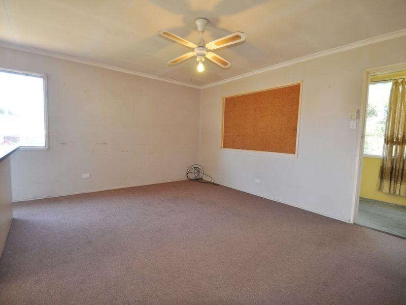 36 Maple Street, Kingston QLD 4114