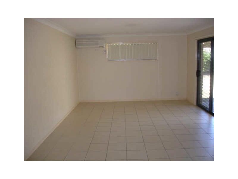 54 Lockyer Place, Crestmead QLD 4132