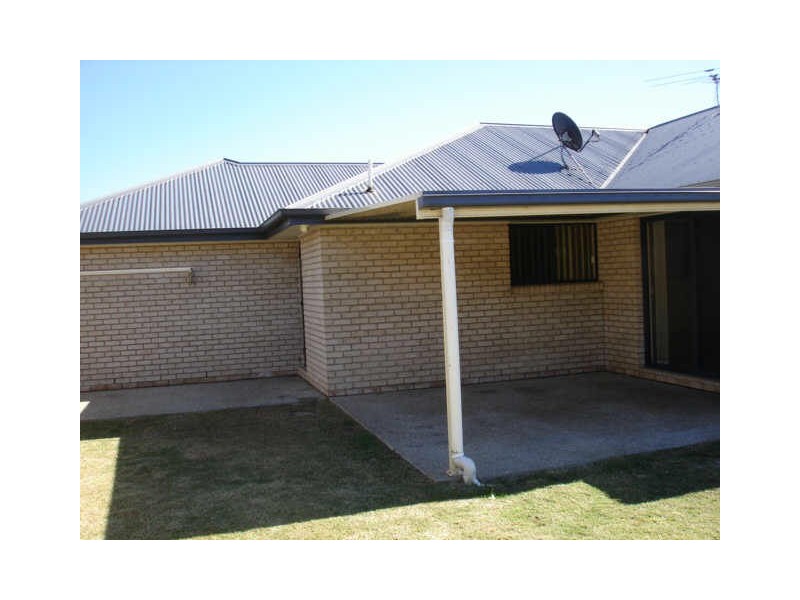 54 Lockyer Place, Crestmead QLD 4132