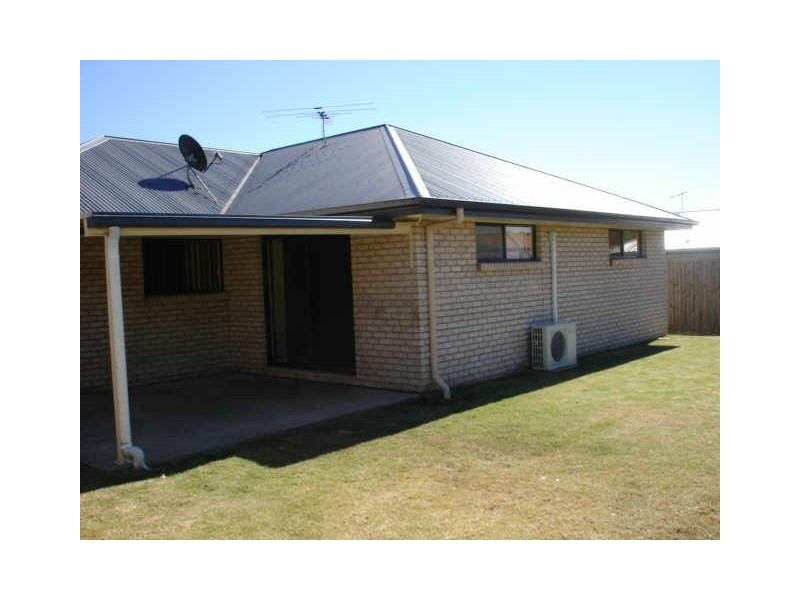 54 Lockyer Place, Crestmead QLD 4132