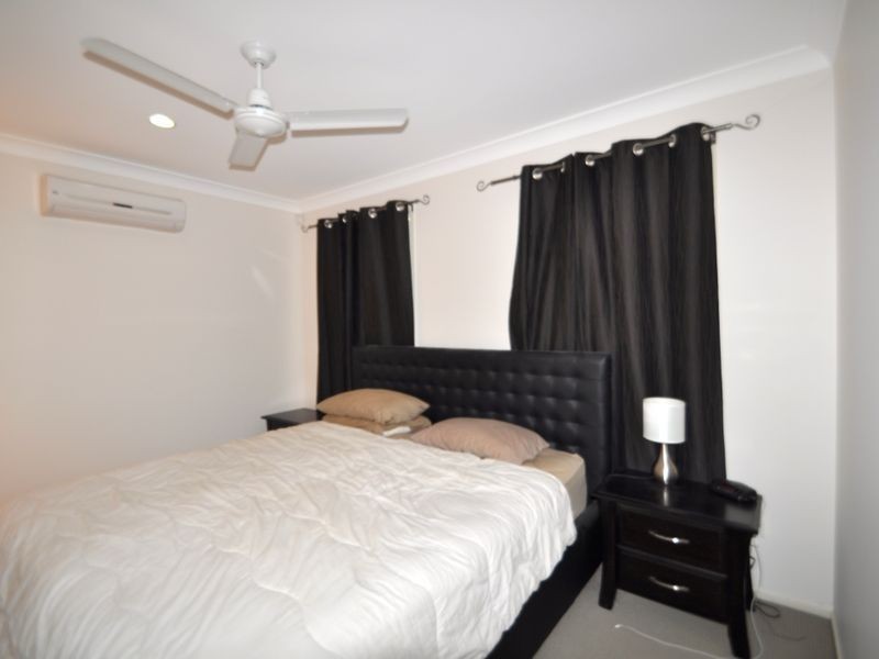 25 Serenity Court, Crestmead QLD 4132