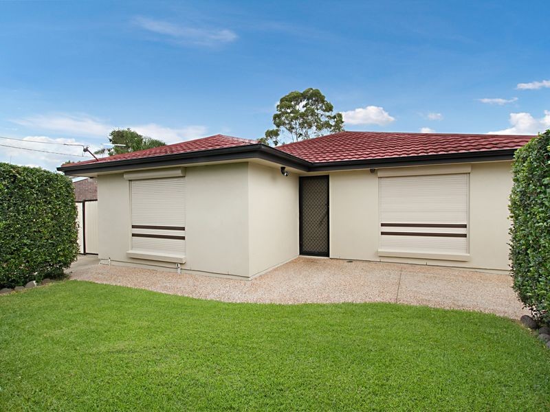 73 Trulson Drive, Crestmead QLD 4132