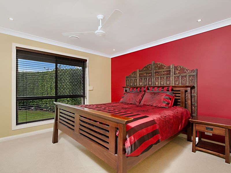 73 Trulson Drive, Crestmead QLD 4132