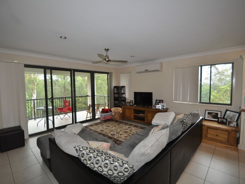 1 Yarraman Chase, Waterford QLD 4133