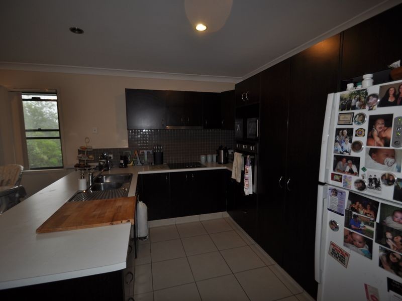 1 Yarraman Chase, Waterford QLD 4133