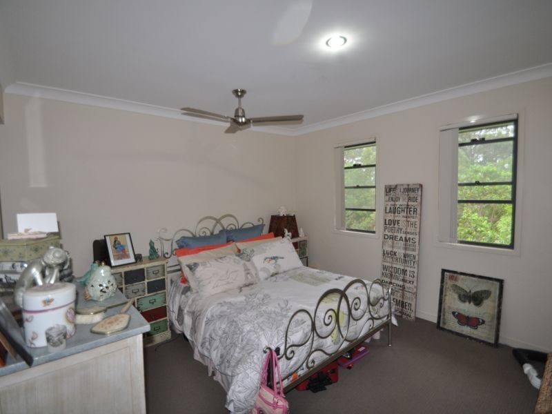 1 Yarraman Chase, Waterford QLD 4133