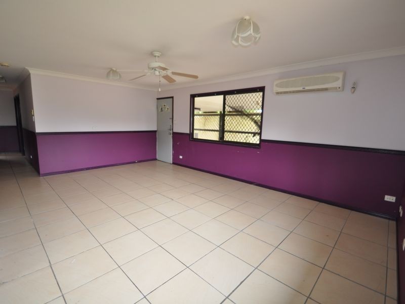 65 Aquarius Drive, Kingston QLD 4114