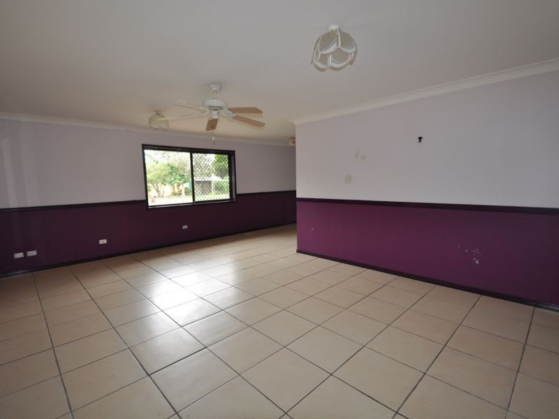 65 Aquarius Drive, Kingston QLD 4114