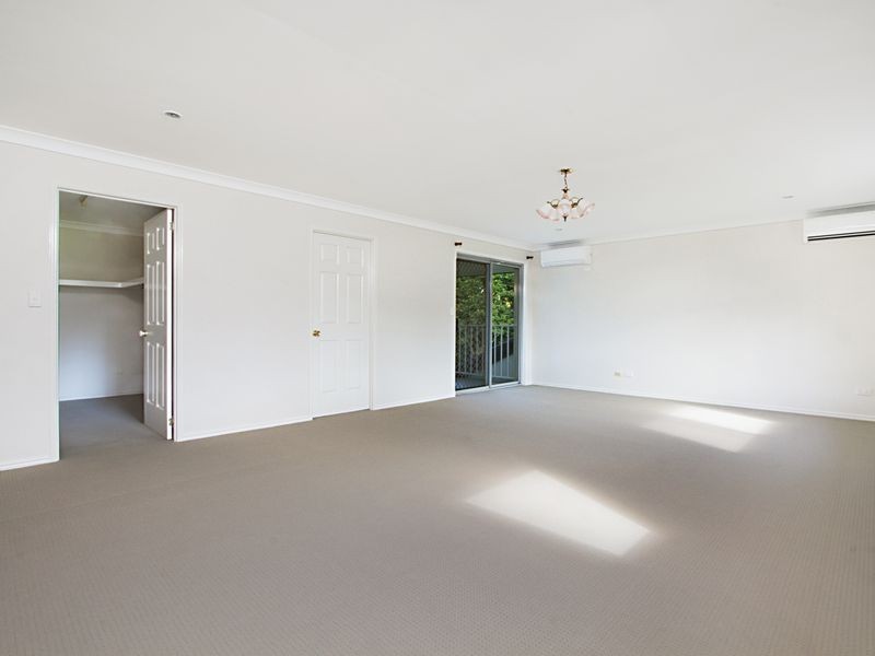 8 Persea Street, Forestdale QLD 4118