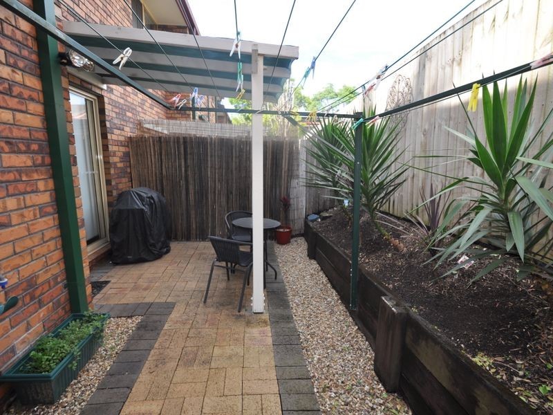 2/128 Smith Road, Woodridge QLD 4114