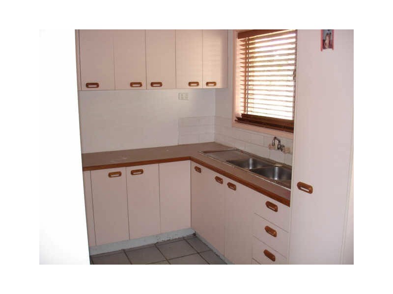 143 Jacaranda Avenue, Kingston QLD 4114