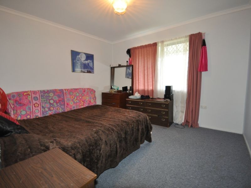 1 Alexander Street, Woodridge QLD 4114