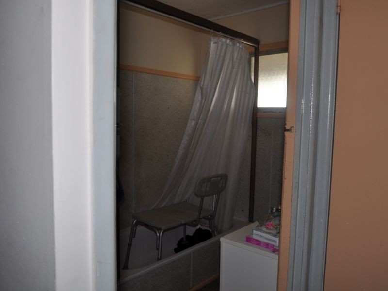 1 Ewinga Street, Kingston QLD 4114