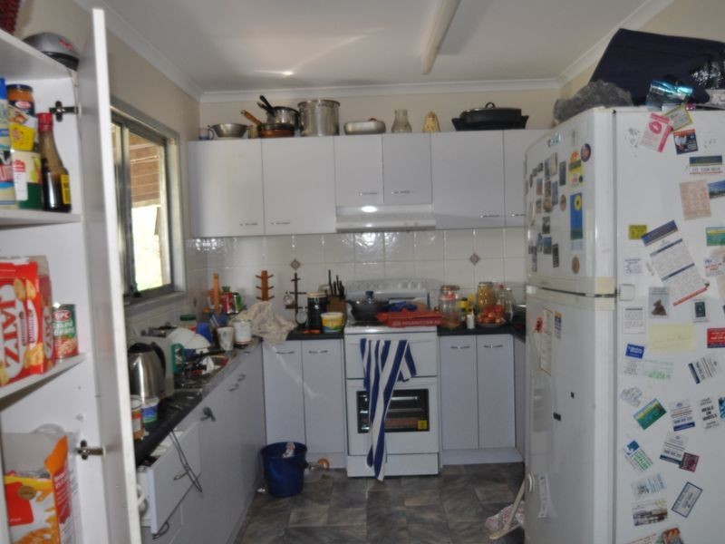 1 Ewinga Street, Kingston QLD 4114