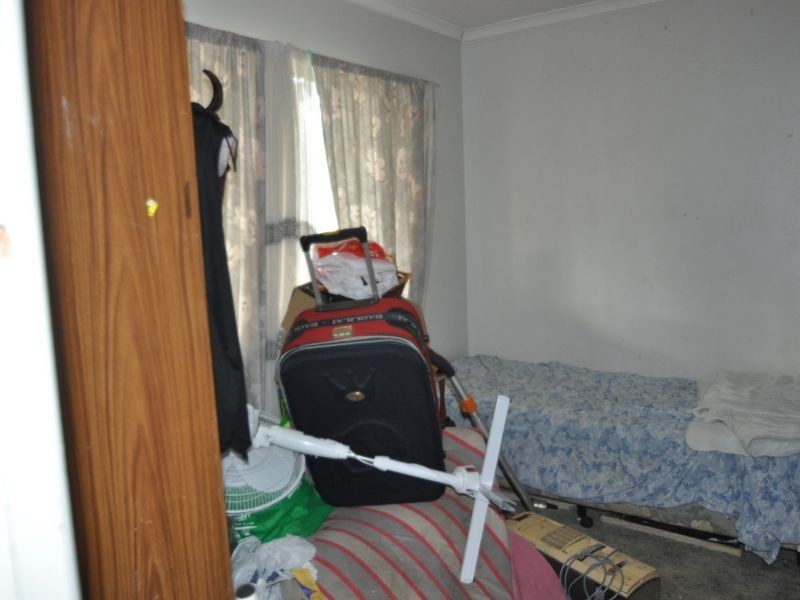 1 Ewinga Street, Kingston QLD 4114