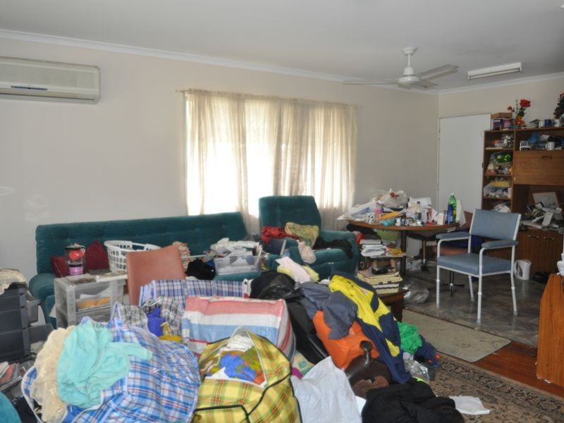 1 Ewinga Street, Kingston QLD 4114