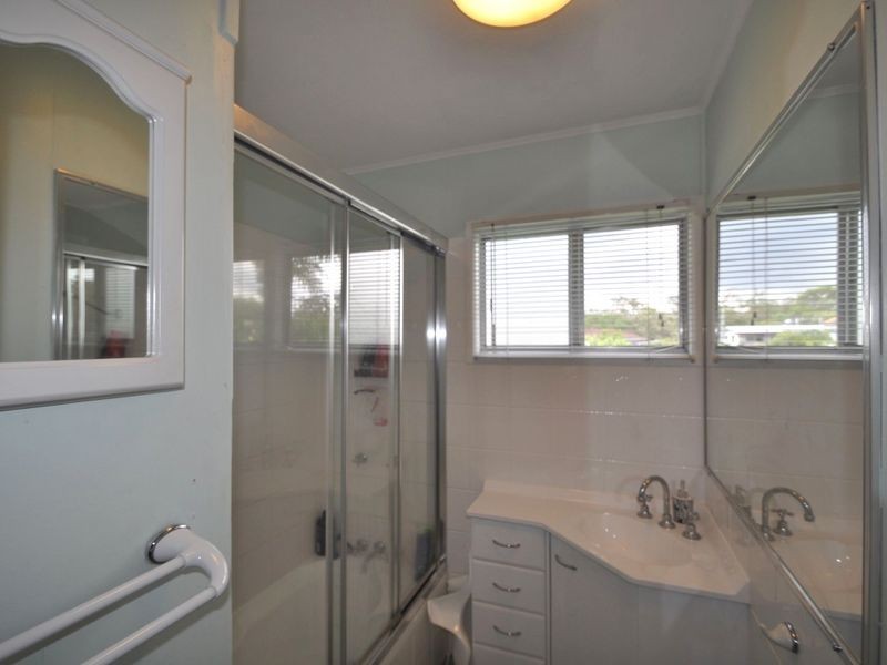 8 Poppy Street, Kingston QLD 4114