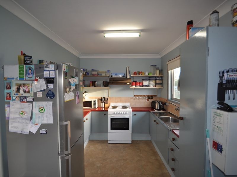 13 Jean Street, Loganlea QLD 4131