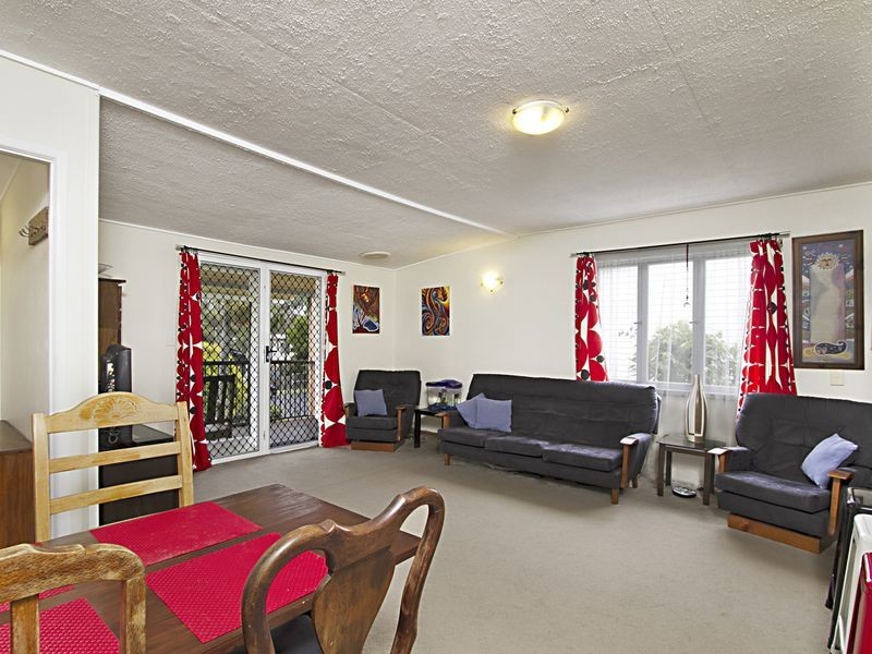 32 Bruce Road, Woodridge QLD 4114